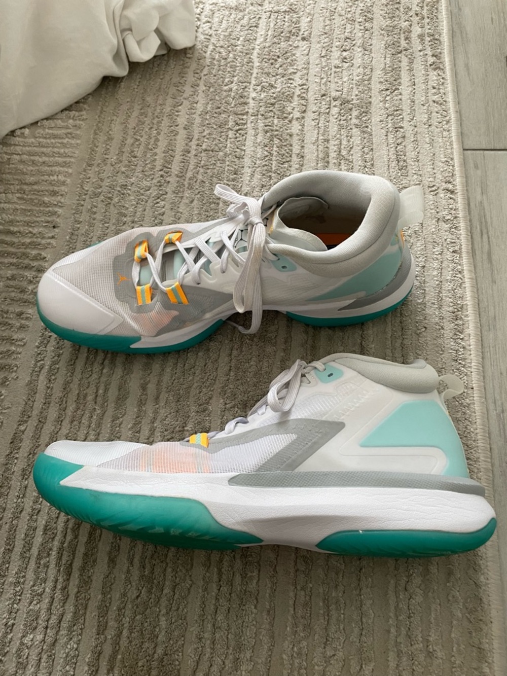Air Jordan Zion 1 PF 'White Dynamic Turquoise' - Picture 10 of 12
